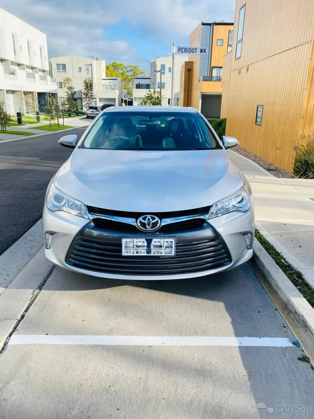 2017 Toyota Camry — photo 1 of 14